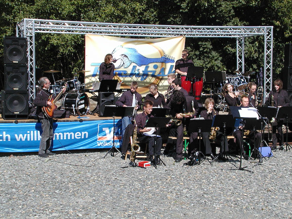 Die Big-Band der Musikschule Waldbröl. Foto: Holger Schreiner.