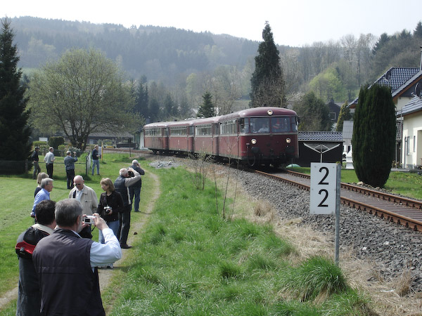  Beim Fotohalt in Weiershagen wurden mehrere unterschiedliche Motive geboten. Foto: Ulrich Clees